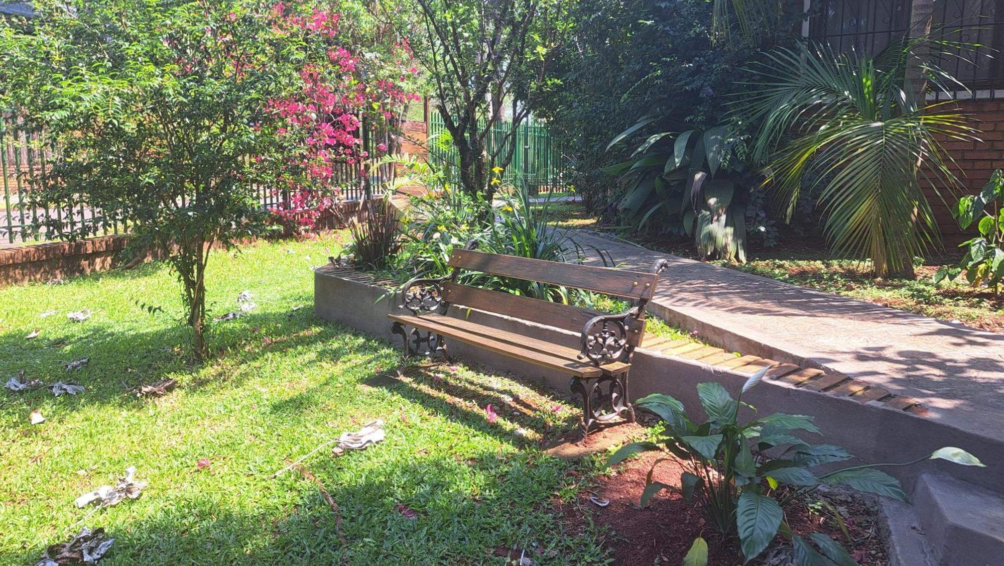 Hospedaje Los Vencejos Puerto Iguazú Zewnętrze zdjęcie
